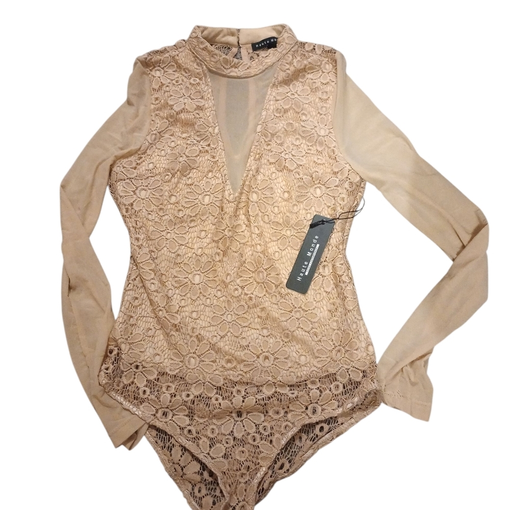 Haute Monde Tan Lace, Fully Lined Bodysuit, Size M, NWT